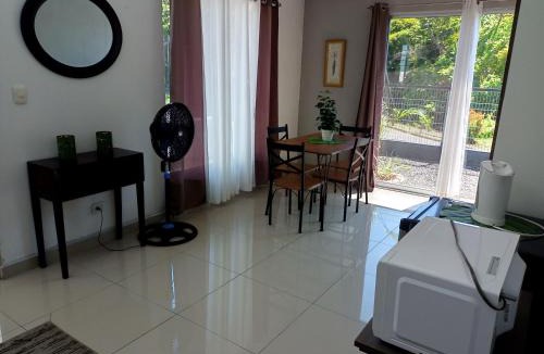 Coyolar Apartment | Fruta mango 1