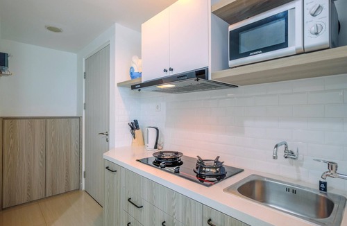 Pekayon Jaya Apartment | Fully Furnished With Comfy Design Studio Grand Kamala Lagoon Apartment