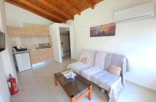 Markopoulo Mesogaias Apartment | G-George Apartments by the Sea and Airport