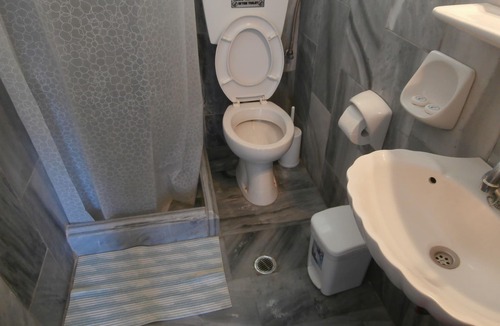 Kionia Hotel | Galini Bungalows