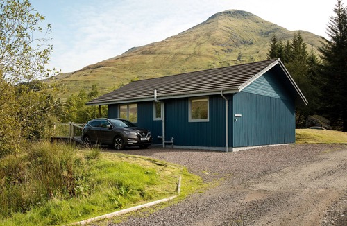 Crianlarich Ski Chalet | Gamekeeper, 3 bedroom, 4 star, sleeps up to 6