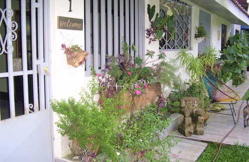 Guapiles Apartment | Gated duplex for up to 12 people with pool, FO internet, hot water