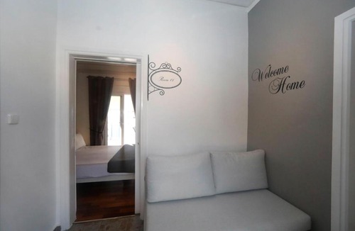 Kerameikos Apartment | Gazi Penthouse
