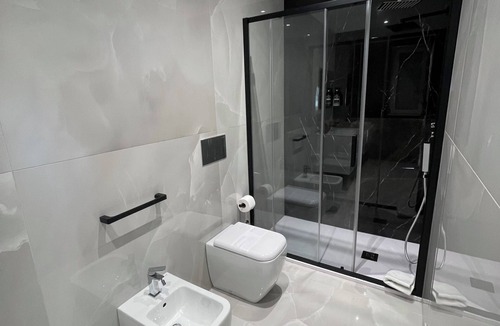 Gela House | Gheloi Room