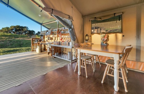 Mercer Cottage | Glamping Close to Auckland and Coromandel