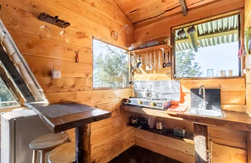 Rivas Ski Chalet | Glamping Jaulares