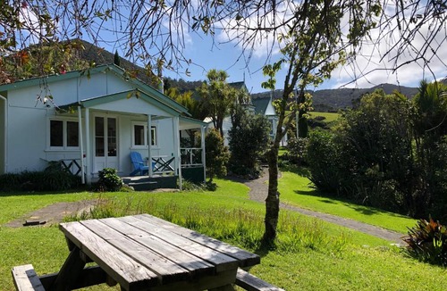 Port Fitzroy Cabin | Glenfern Sanctuary