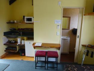 Franz Josef Glacier Hostel | Glow Worm Accommodation