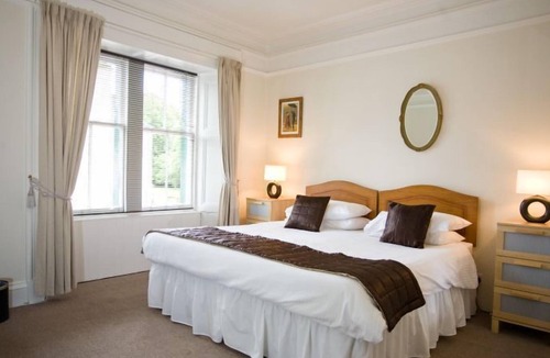 Gifford Hotel | Goblin Ha'