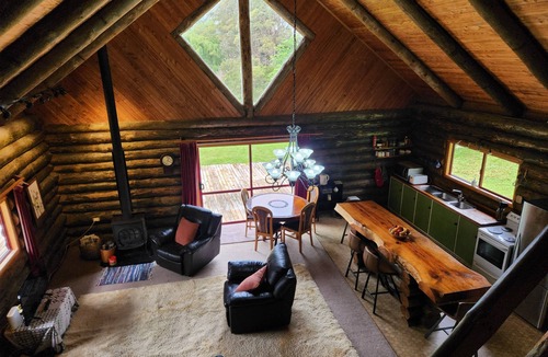 Rangihaeata House | Golden Bay Log Cabin