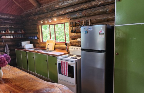 Rangihaeata House | Golden Bay Log Cabin