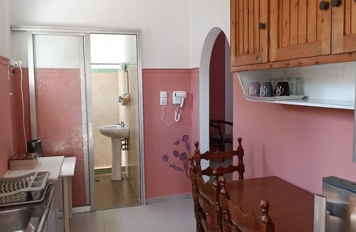 Kontos House | GOLDEN BEACH