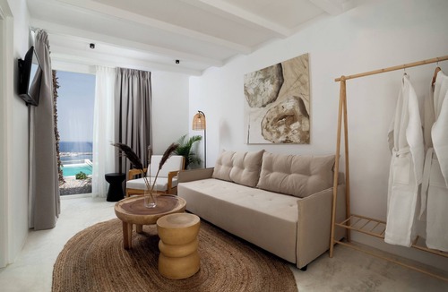 Paleopolis Hotel | Golden Vista Suites by Explore Andros