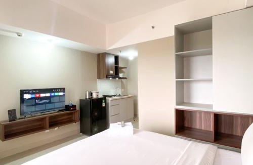 Duren Sawit Apartment | Good Choice Studio Gateway Park LRT City Jatibening Apartment By Travelio