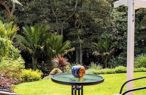 Glenbervie House | Good location about 15 Minutes To the CBD .n9 Cars free parking. free WI-FI ,