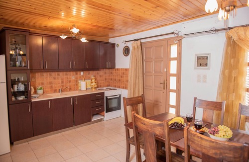 Gortyna House | Gortis House in Agii Deka