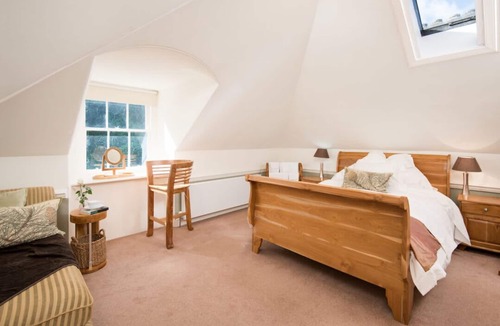 Arrochar Other | Graceful Estate - Best for Family Gatherings