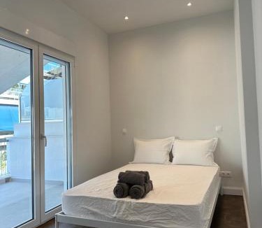 Exarhia Apartment | Graffiti Five
