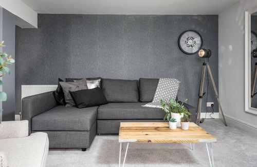 Ayr Apartment | Granary Suite No22 - Donnini Apartments