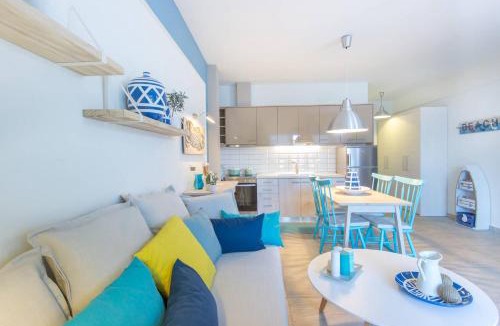 Chrisi Akti Apartment | Grand Blue Apartment