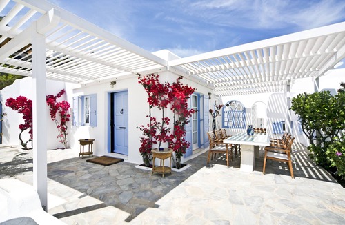 Psarou Villa | Grand Luxury Villa Ozar