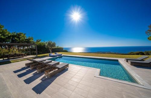 Lakithra Villa | Grande Azzurro in Lakithra