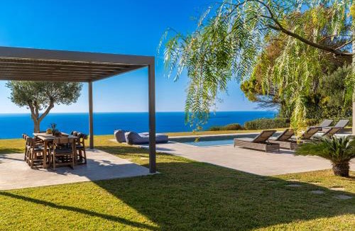 Lakithra Villa | Grande Azzurro in Lakithra