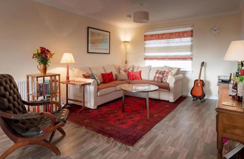 Dornoch House | Grant Crescent