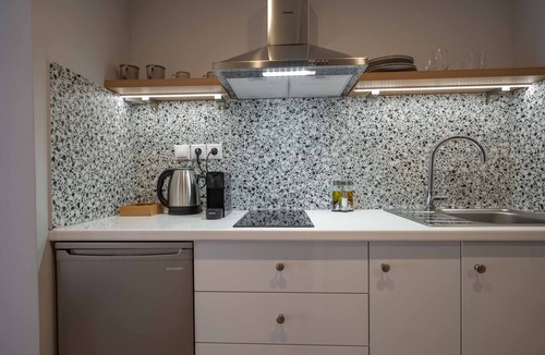 Mets Apartment | GREA Ardittos/Studio Apartment 5 with Balcony