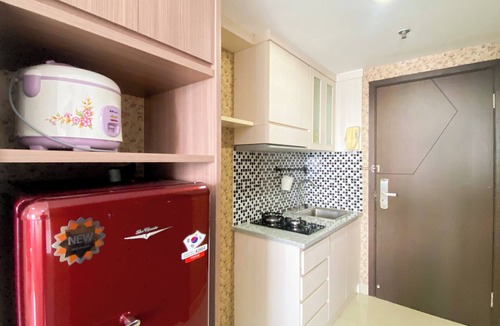 Jatinegara Apartment | Great City View Studio At Tamansari The Hive Apartment