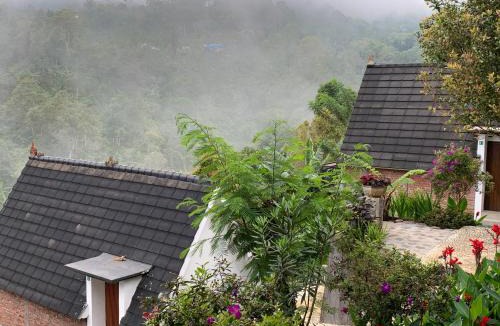 Wanagiri Cabin | green slope villa glamping