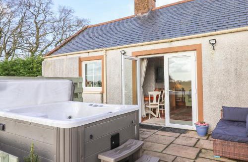 Lockerbie House | Grey Craig Cottage