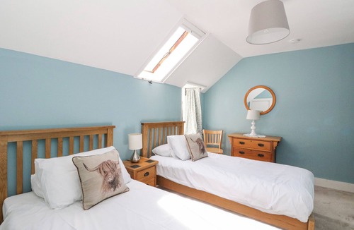 Invergarry House | GRIEVE’S HOUSE, pet friendly, with open fire in Fort Augustus