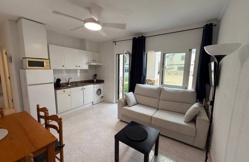 Los Delfines Apartment | Ground floor apartment with pool - Posta de sol