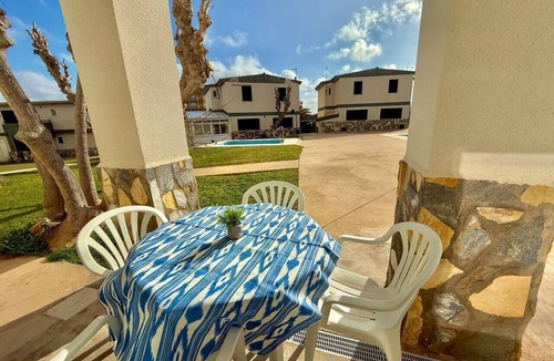 Los Delfines Apartment | Ground floor apartment with pool - Posta de sol