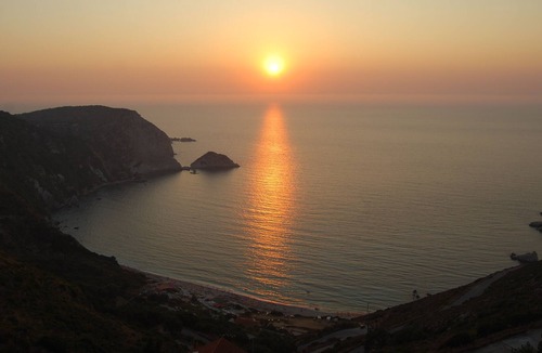 Paliki Apartment | Ground floor Luxury Studio for 2, above Petani Beach Kefalonia