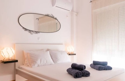 Palaio Faliro Apartment | GTD31504 - Art room of Athens - Luna
