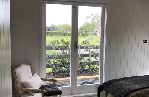 Cambridge House | Guest House in the Lavender Field