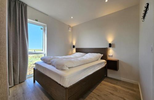 Borgarnes House | Hítarneskot Accommodations