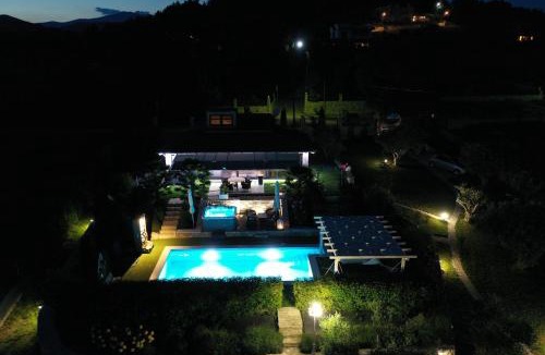 Serres Villa | Hacienda Verde