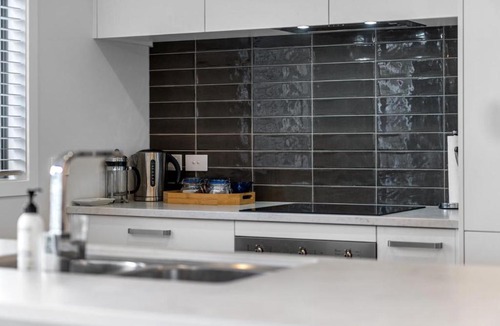 Hamilton Lake Apartment | Hamilton Lake Haven
