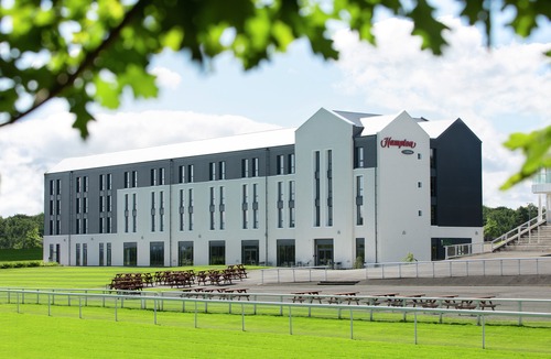 Hamilton Hotel | Hampton by Hilton Hamilton Park