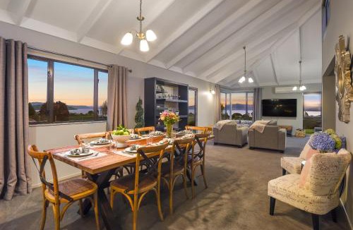 Hamurana House | Hamurana Lakeview Farmhouse Luxury Retreat