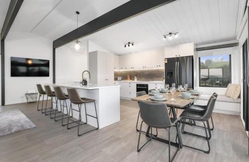 Hamurana House | Hamurana Views