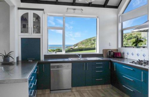 Oamaru House | Harbour View Oamaru
