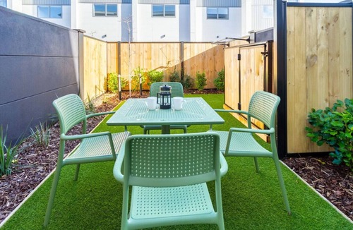 Upper Riccarton House | Harmony Hideout 2 bed 2 bath