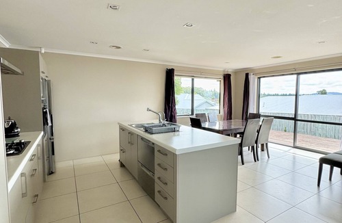 Lynmore House | Haven Escape - Family house close to the Redwoods