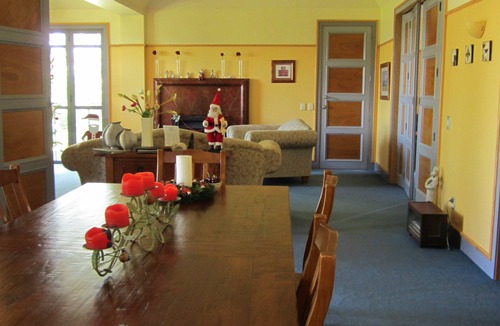 Alexandra House | Hawkdun Rise Vineyard & Accommodation
