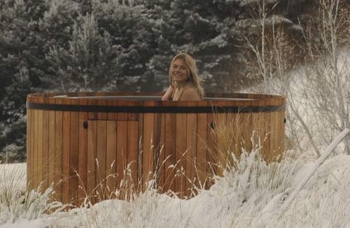 Lake Hayes Apartment | HawkRidge Honeymoon Alpine Suite - Spa Pool, Mountain views