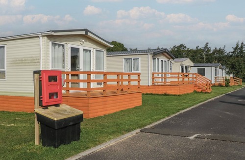 Denny Cottage | HAZEL, pet friendly, with a garden in Denny